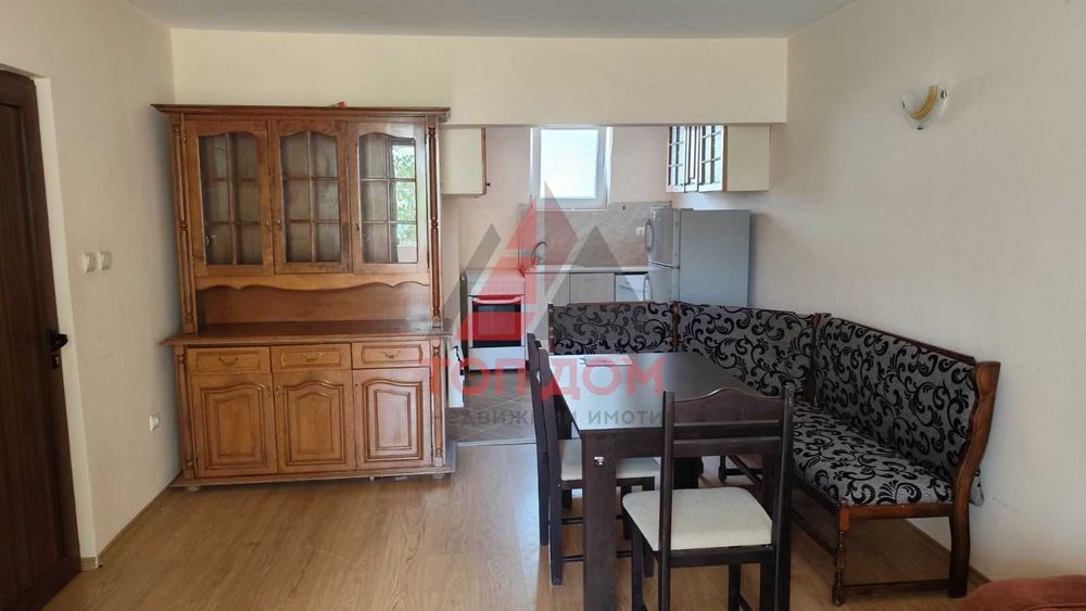 Дава се под наем Двустаен апартамент в Варна, Център - 55 кв.м за 357 € - Снимка #2