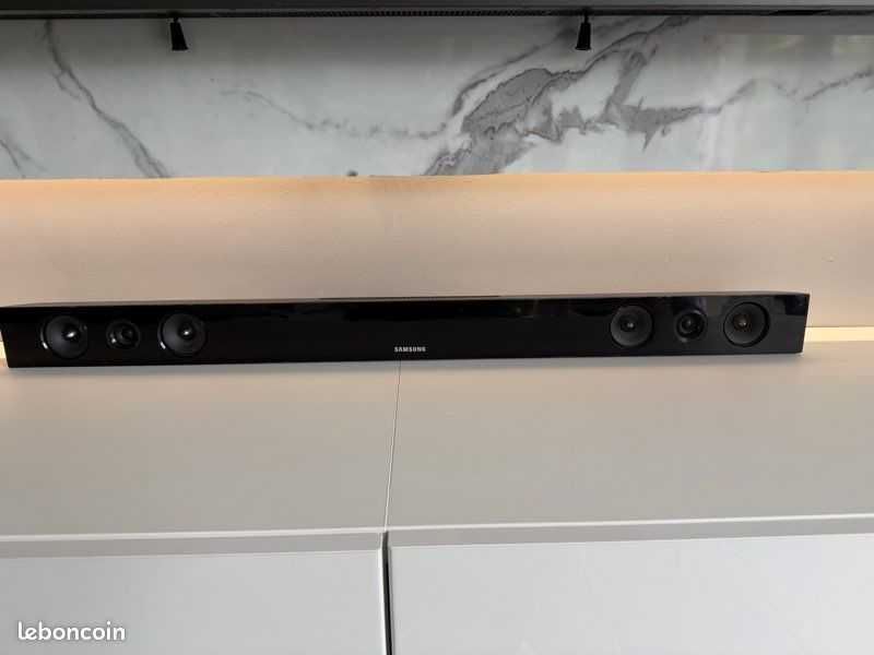 Soundbar Samsung HW-F450