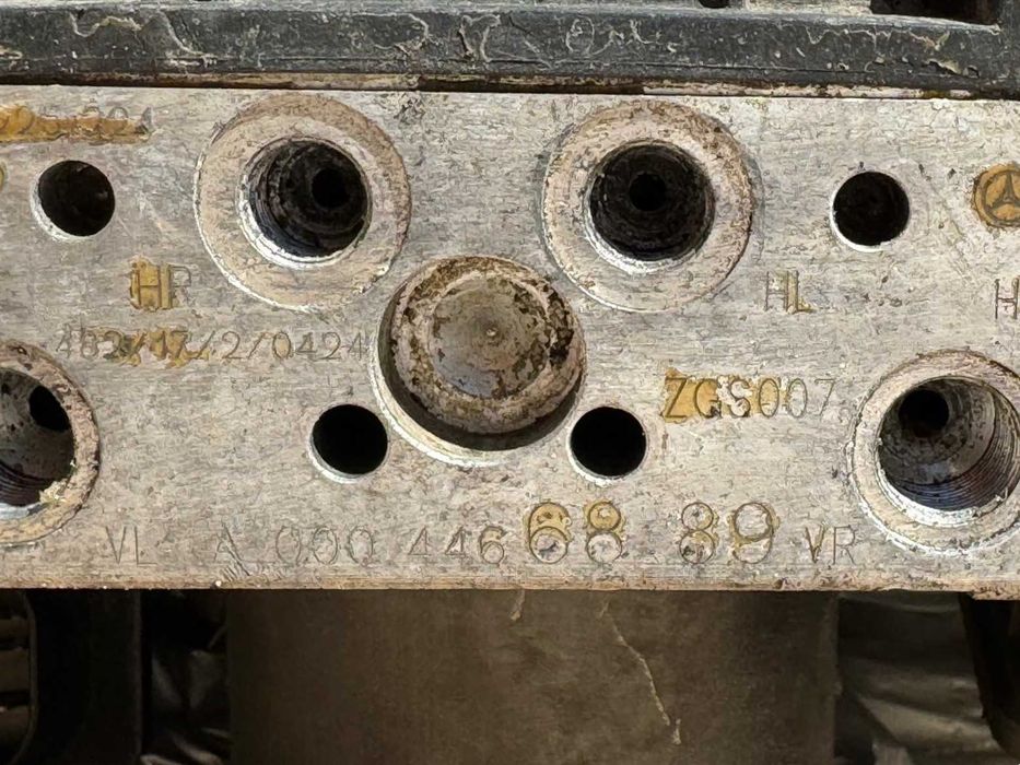 Pompa ABS Mercedes Sprinter A0004466889 / 0265225224