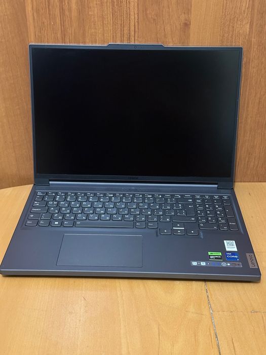 Lenovo Legion Slim 5 16IRH8 - Type 82YA