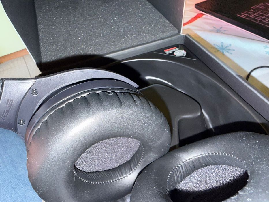 Casti gaming Asus ROG Fusion II 300