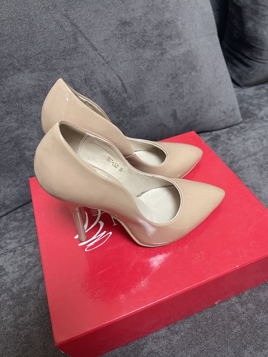 Туфли женские