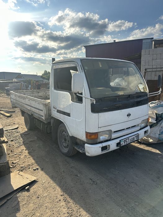 Продам Нисан Атлас