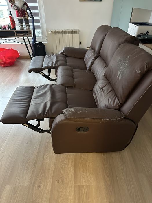 Продавам Диван с функция релакс
