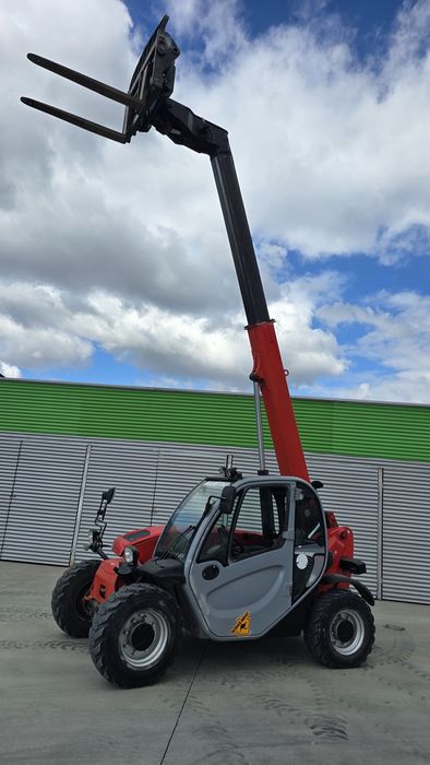 Lucrari agricole,inchirieri tractoare,manitou,tractoare ptr livezi,vie
