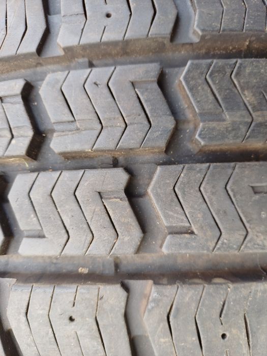 Гуми 215/75/16С Фулда