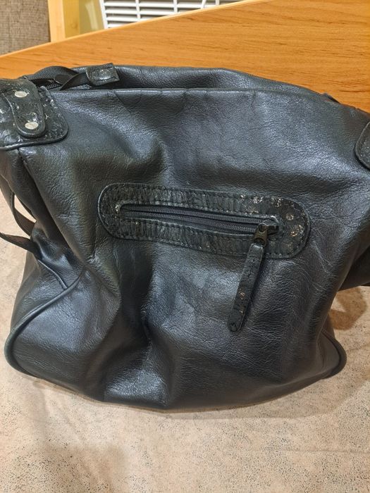 Черна чанта от естествена кожа