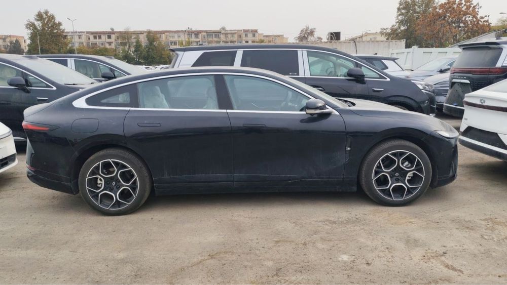 Changan Nevo A07 Gibrid   Qora Oq changan a07 SROCHNO SOTILADI