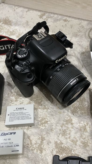 Фотоаппарат Canon 600D полный комплект