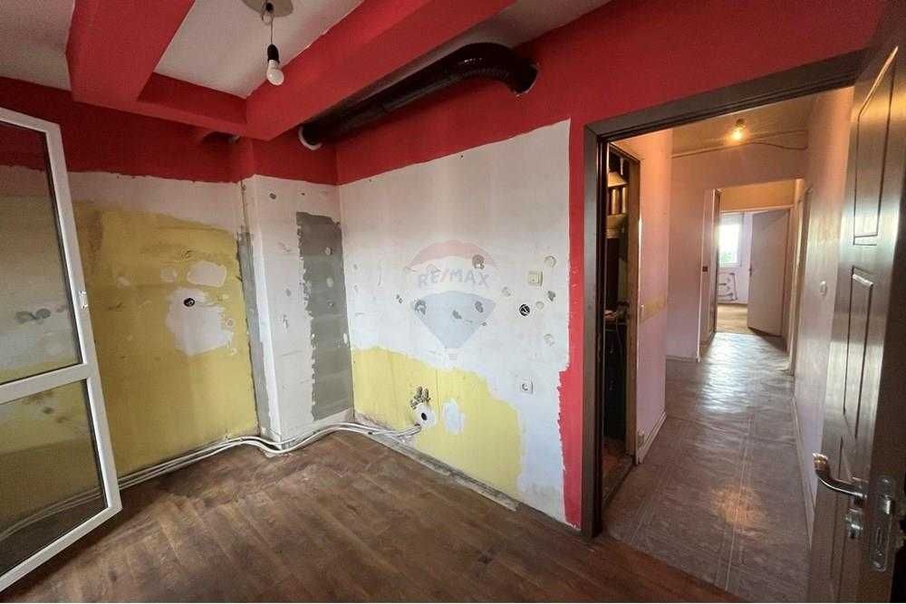 Продава се Многостаен апартамент в Шумен, Математическа гимназия - 103 кв.м за 966 €/кв.м - Снимка #11