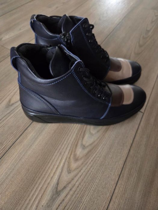 Женская обувь новая