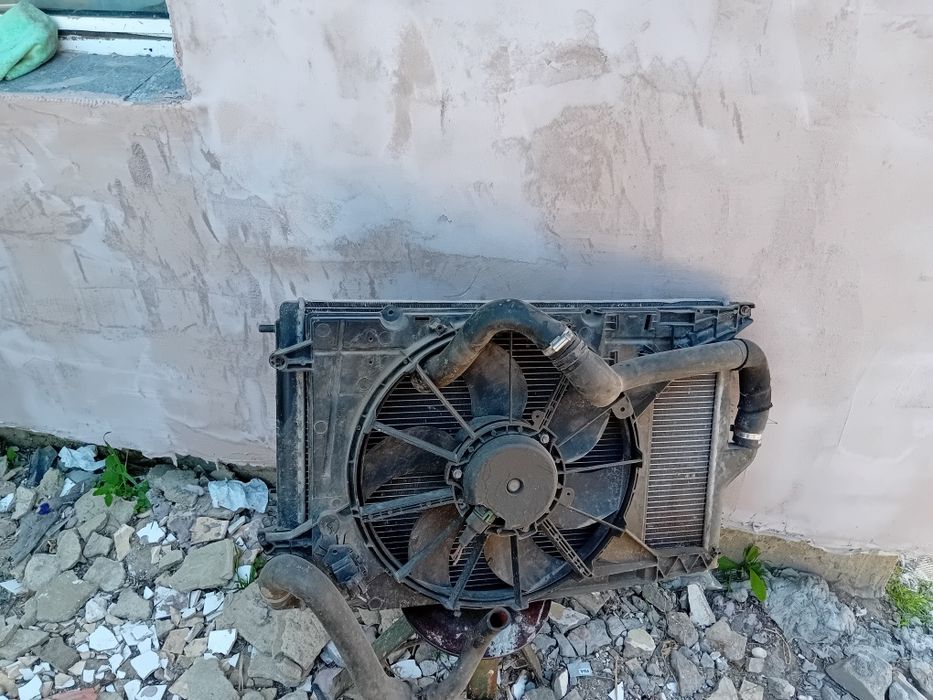 Vând diferite piese provenite din dezmembrări pentru logan 1.5 dizel e