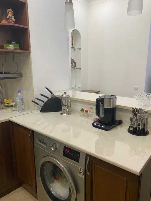 Сдаётся квартира ор-р Метро Айбек ул Афрасияб 2/5/9 на Мирабадский