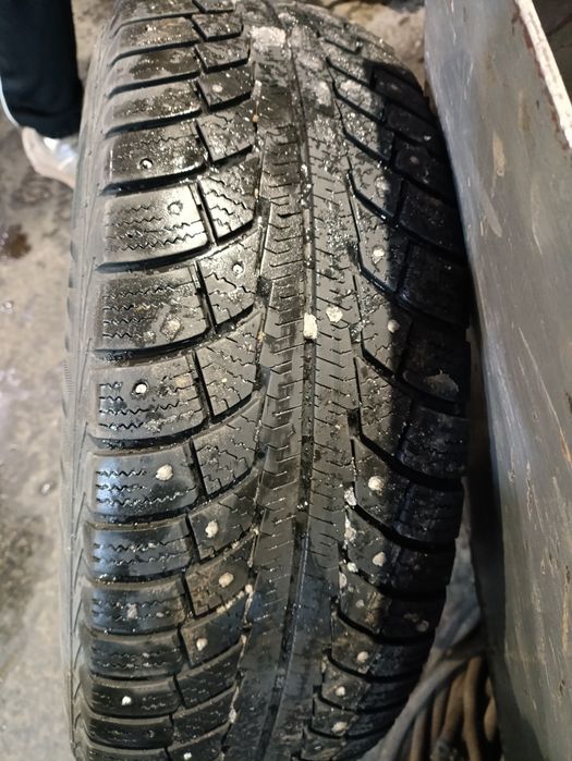 Продам шины зима