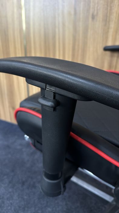 KRESLO haqiqiy geymerlar uchun COUGAR GC-B Thunder X / КРЕСЛО для Игры