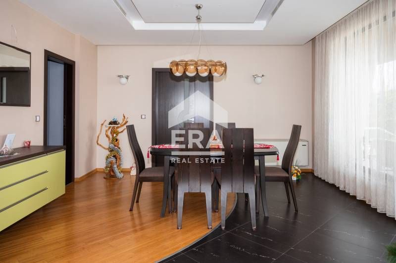 САМО В ЕРА ИМОТИ ХАСКОВО Луксозно имение с басейн и изумителен дизайн