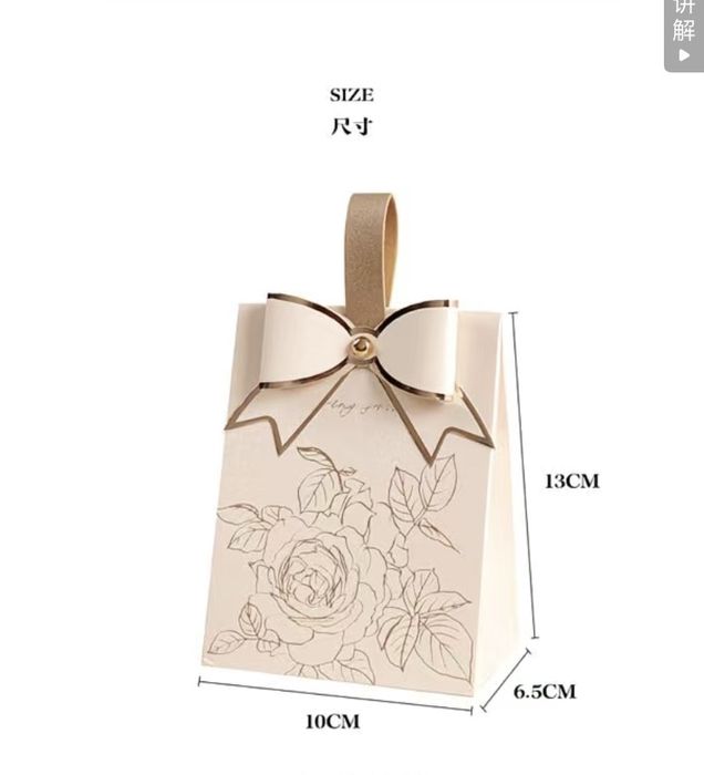 Бонбоньерка, тойбастар с бантом