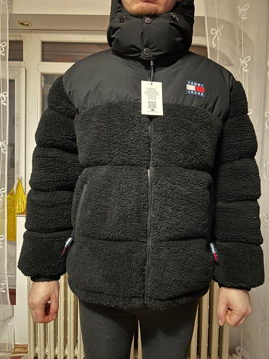 Geacă Tommy Hilfiger cu glugă, nouă cu eticheta