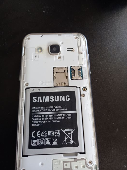 Продам SAMSUNG J200