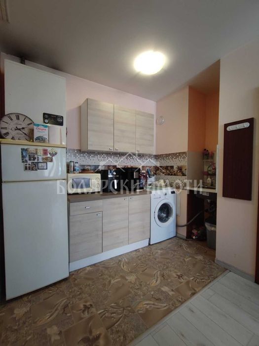 Дава се под наем Двустаен апартамент в Велико Търново, Център - 45 кв.м за 306 € - Снимка #1