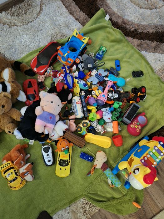 Jucarii lot stare foarte buna