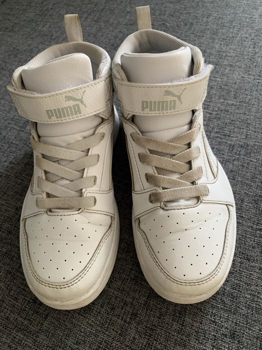 Продам детские кожаные кросовки