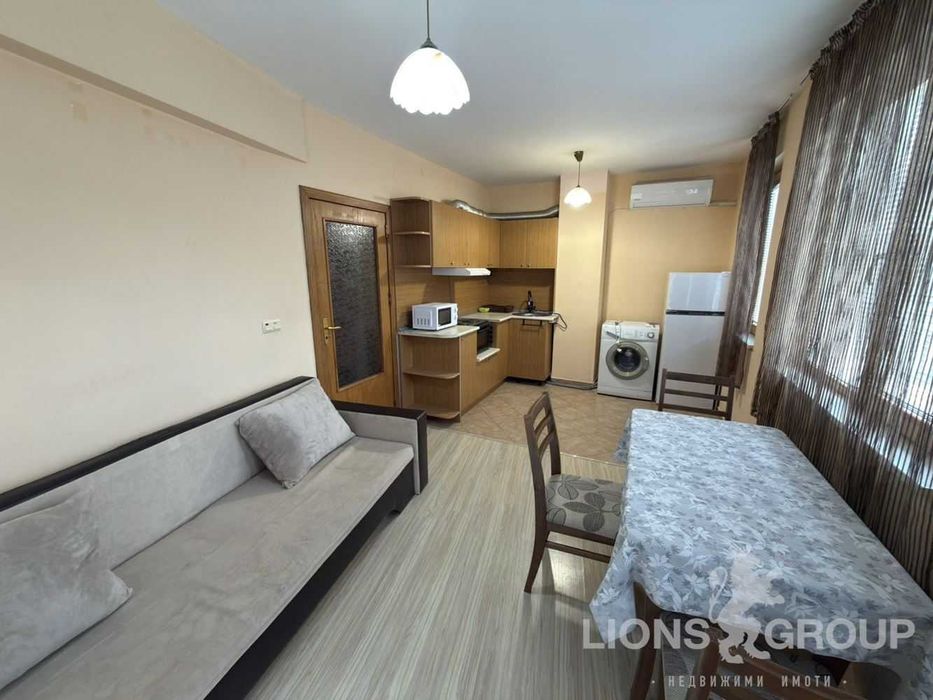 Под наем уютен и светъл двустаен апартамент