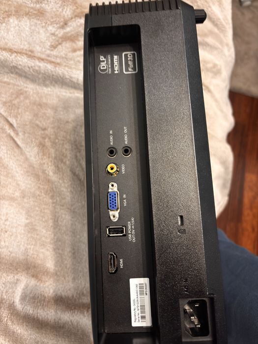 Videoproiector optoma