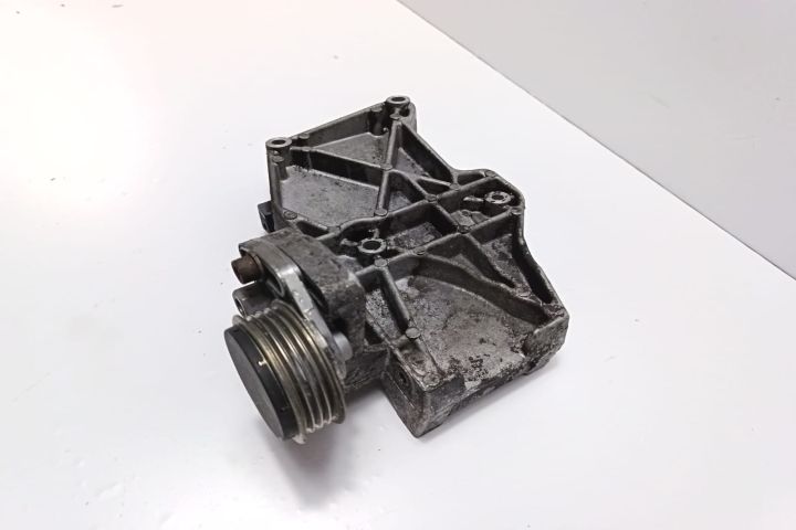 Suport compresor AC 058260885 Audi A4 B5