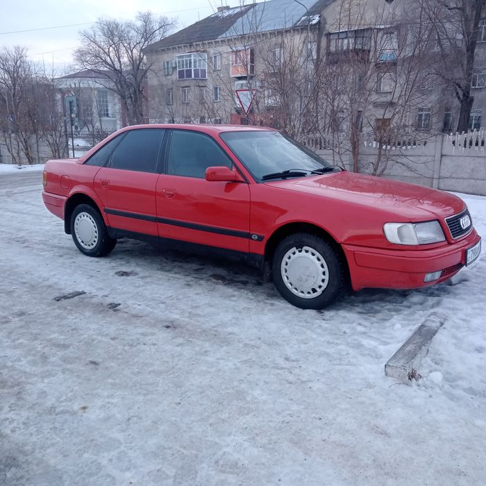 Продам Ауди 100 .