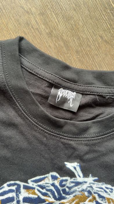 tricou revenge marimea M nou
