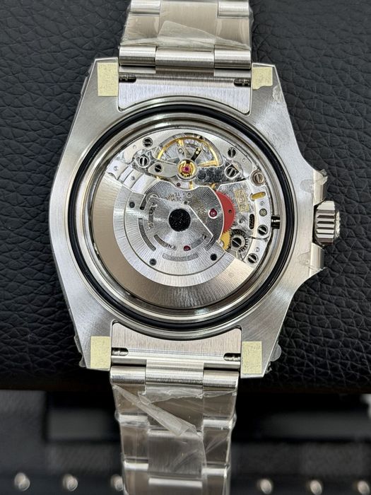 Rolex Submariner Hulk ETA 3135