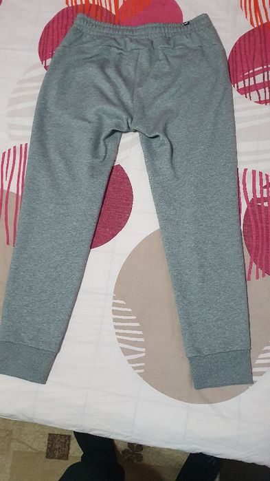 Pantloni trenic marca Puma marimea L.