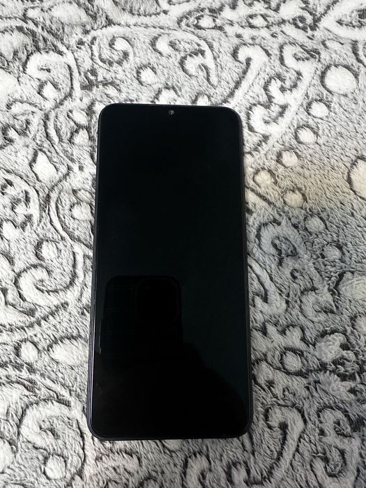 Продам телефон poco m5