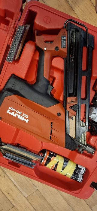 Pistol cuie Hilti gx 90-wf