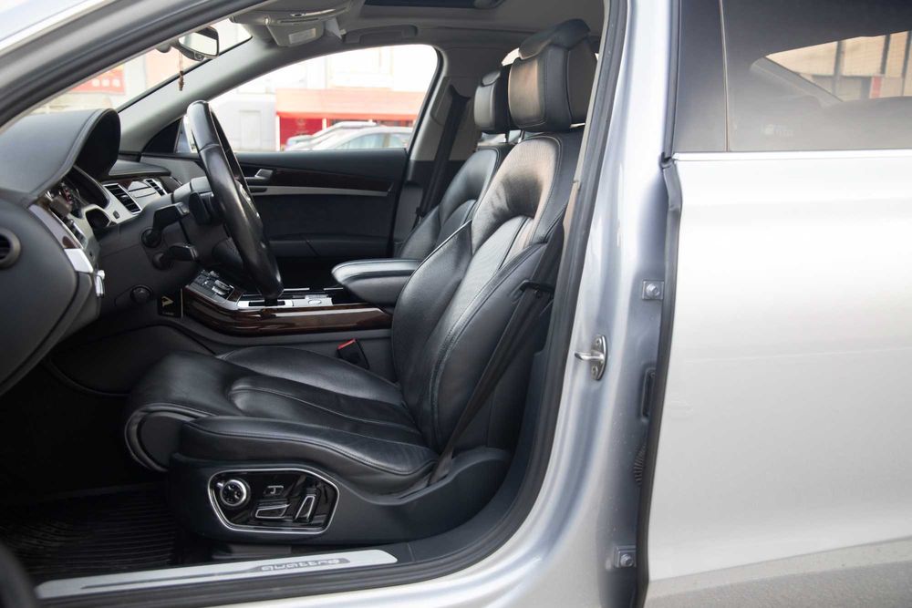 Audi A8 3. 0 TDI Quattro Tiptronic 2015 г.