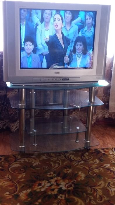 СТОЛ угловая подставка под ТВ