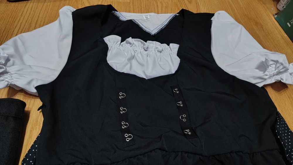 Rochie traditionala germana