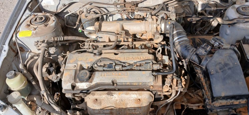 Mazda 323 2.0  2001g