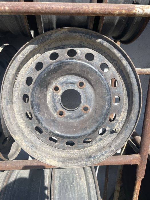 Джанти за нисан алмера / nissan almera 15 цола