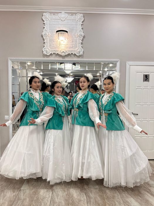 Қазақ көйлегі сатылымда