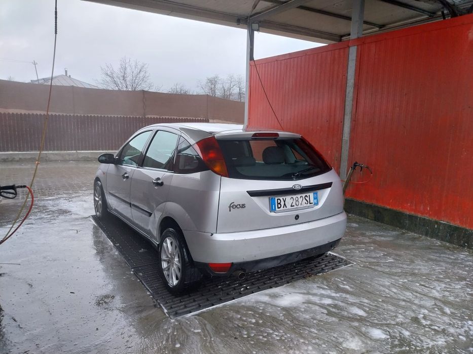 Ford Focus  2002