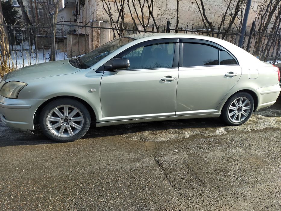 Toyota Avensis 2003г