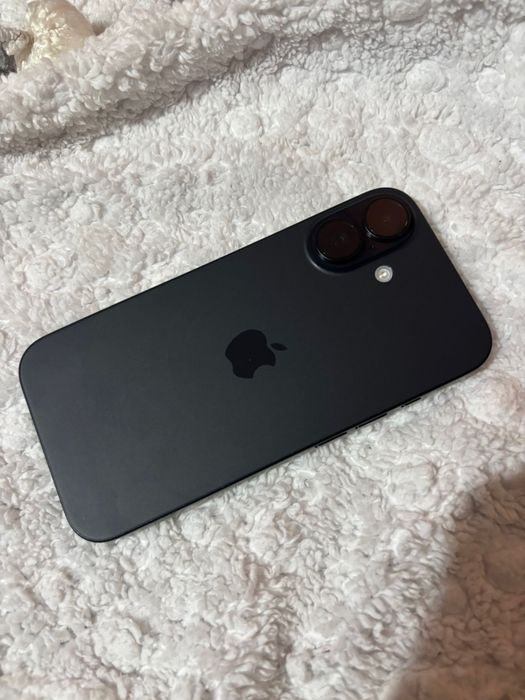 Iphone 16 simplu