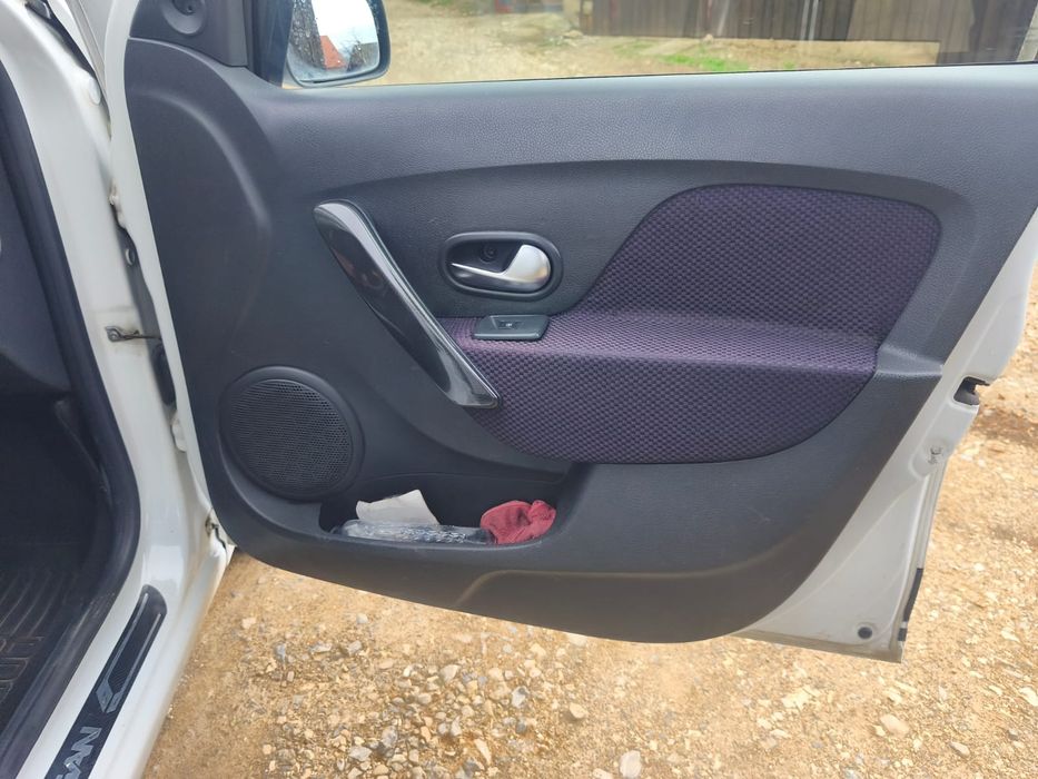 De vinzare  Dacia  logan