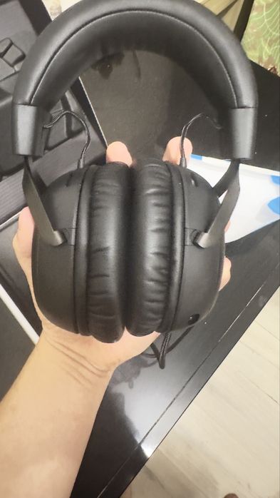 Hyperx Cloud 3 , не stinger