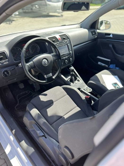 Продавам VW Golf 1,9 2008 г.