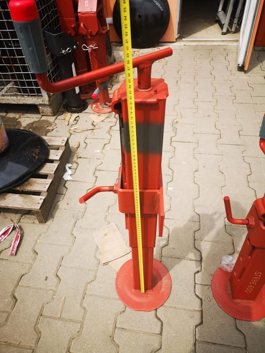 Picior sprijin remorca agricola vidanja 7 tone preț 750 lei bucata se