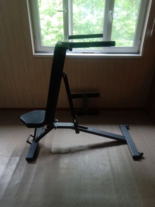 Универсальная спортивная скамья