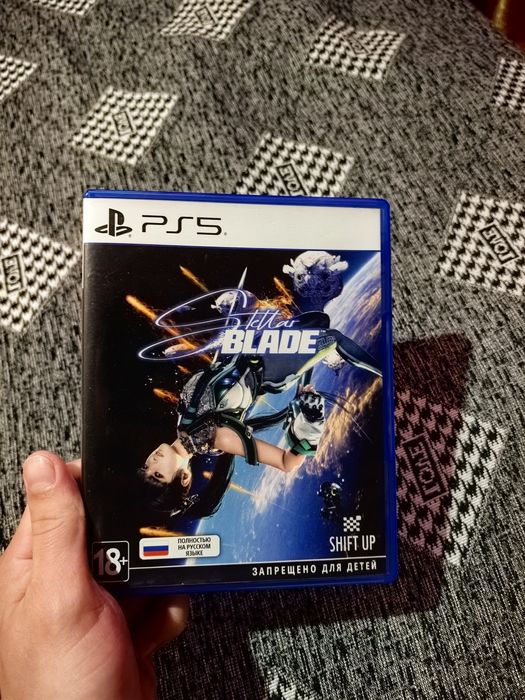 Stellar Blade PS5 , диск в идеале  RU